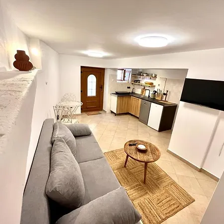 Apartment 47