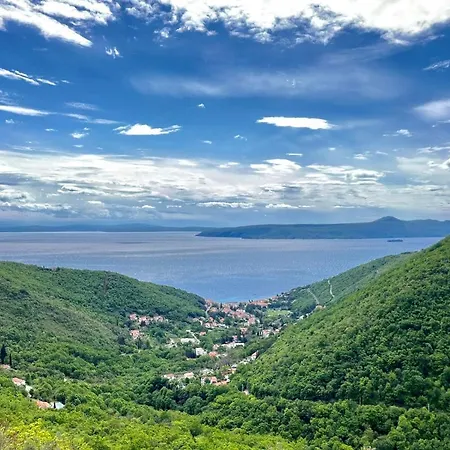 Apartment 47 Moscenicka Draga