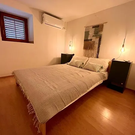 Apartment 47